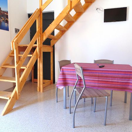 Raffaela Casa Vacanze Aradeo エクステリア 写真