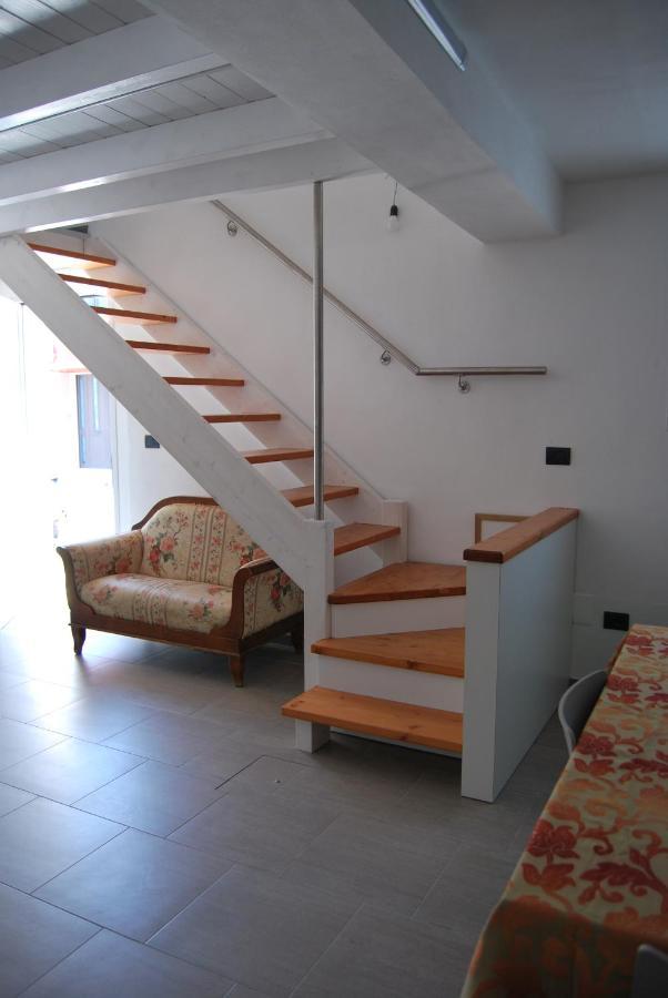 Raffaela Casa Vacanze Aradeo エクステリア 写真