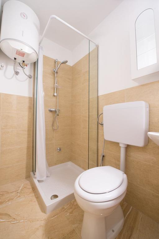 Raffaela Casa Vacanze Aradeo エクステリア 写真