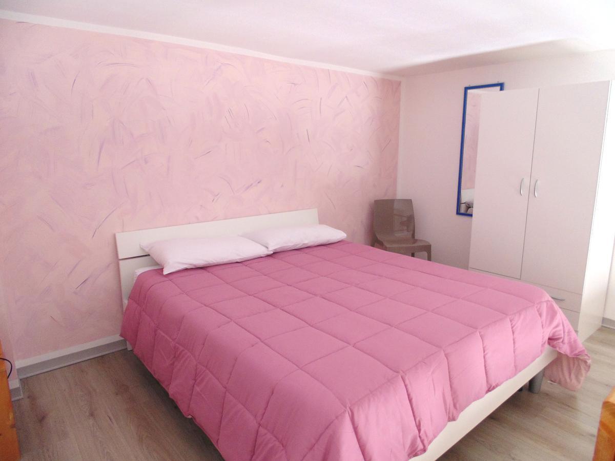 Raffaela Casa Vacanze Aradeo エクステリア 写真